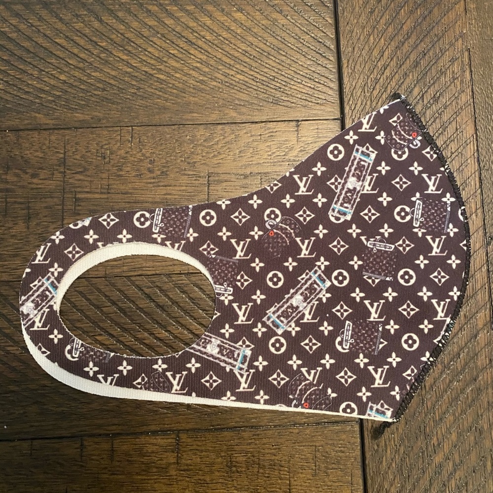 Designer Mask - Picture 6 of 12
